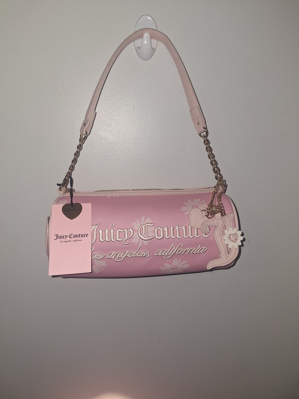 EXCLUSIVE Juicy Couture Pink Logo Barrel Shoulder Bag